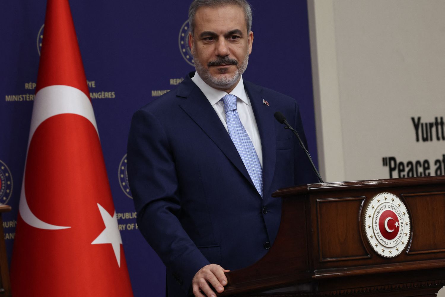 Il ministro degli Esteri turco, Hakan Fidan