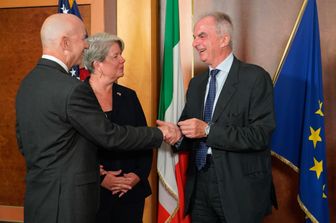 nuovo ambasciatore usa cerimoniale benvenuto