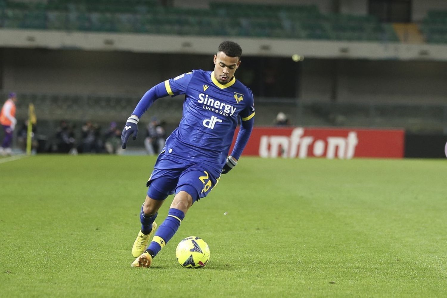 Ngonge, attaccante del Verona