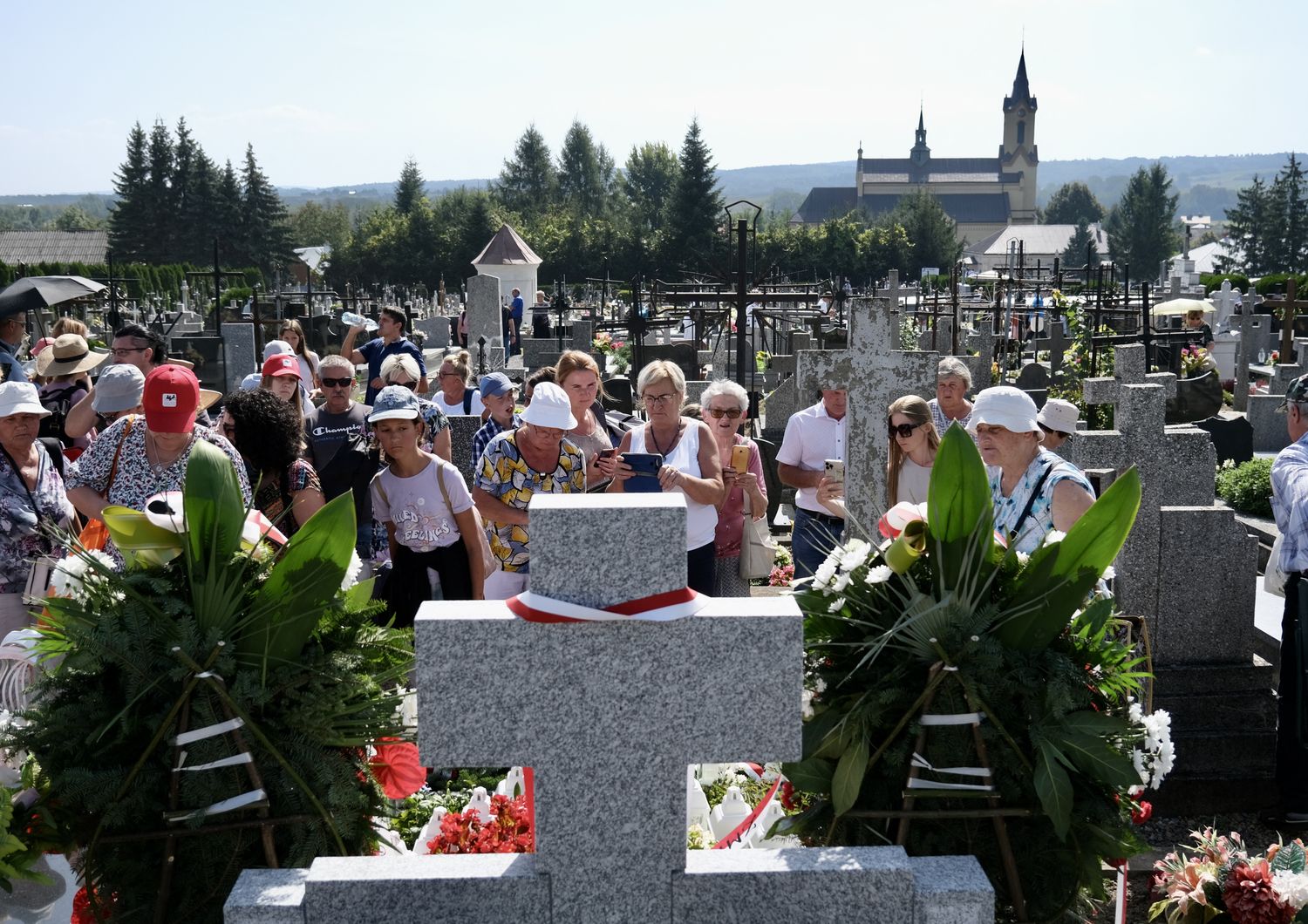 La tomba degli Ulma durante la loro beatificazione