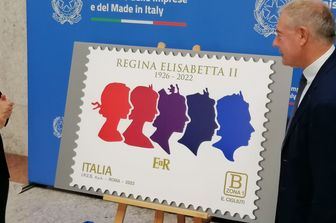 &nbsp;italia regina elisabetta francobollo commemorativo