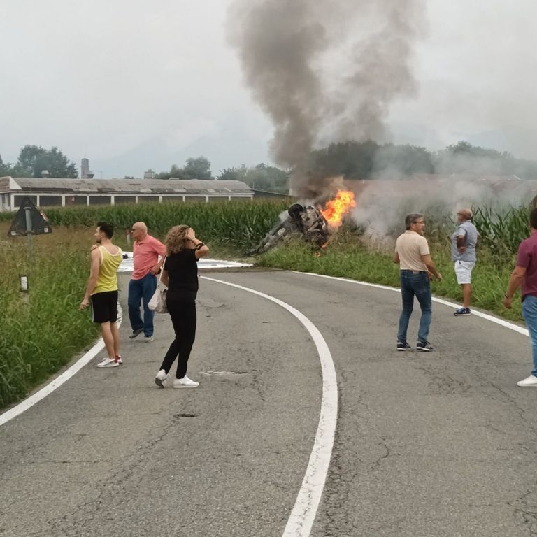 aereo frecce tricolori schiantato torino pilota salvo