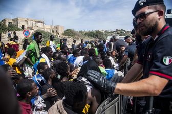 Migranti a Lampedusa