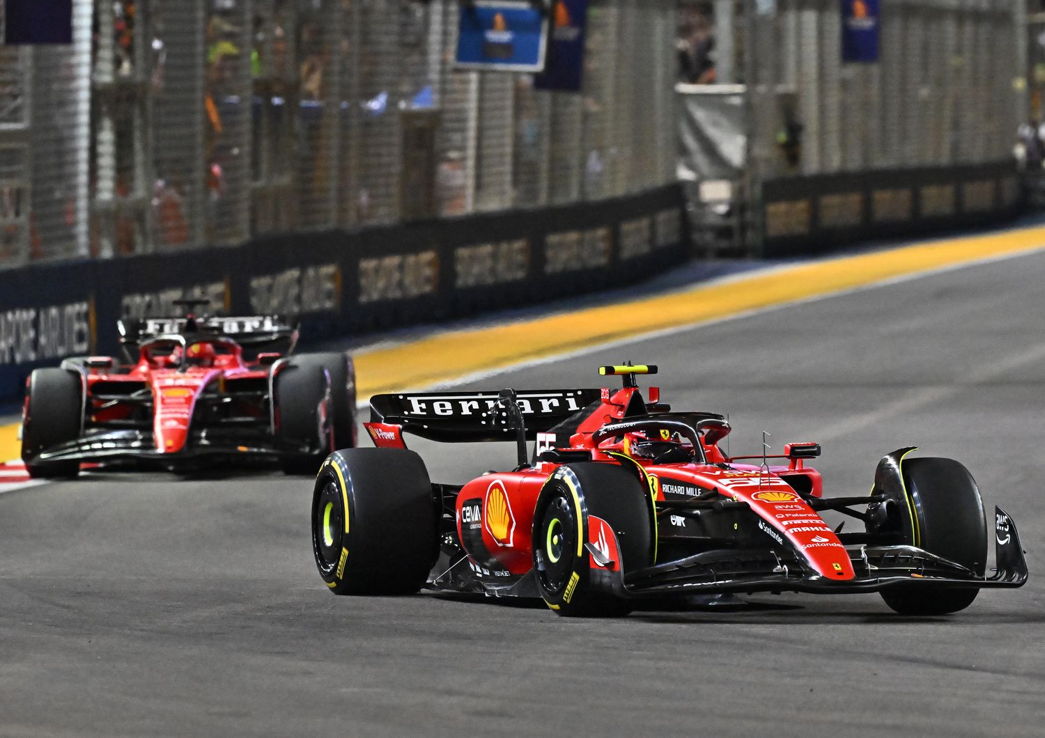 Carlos Sainz vince a Singapore