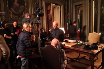 La regista Anselma dell'Olio sul set di &quot;Enigma Rol&quot;&nbsp;