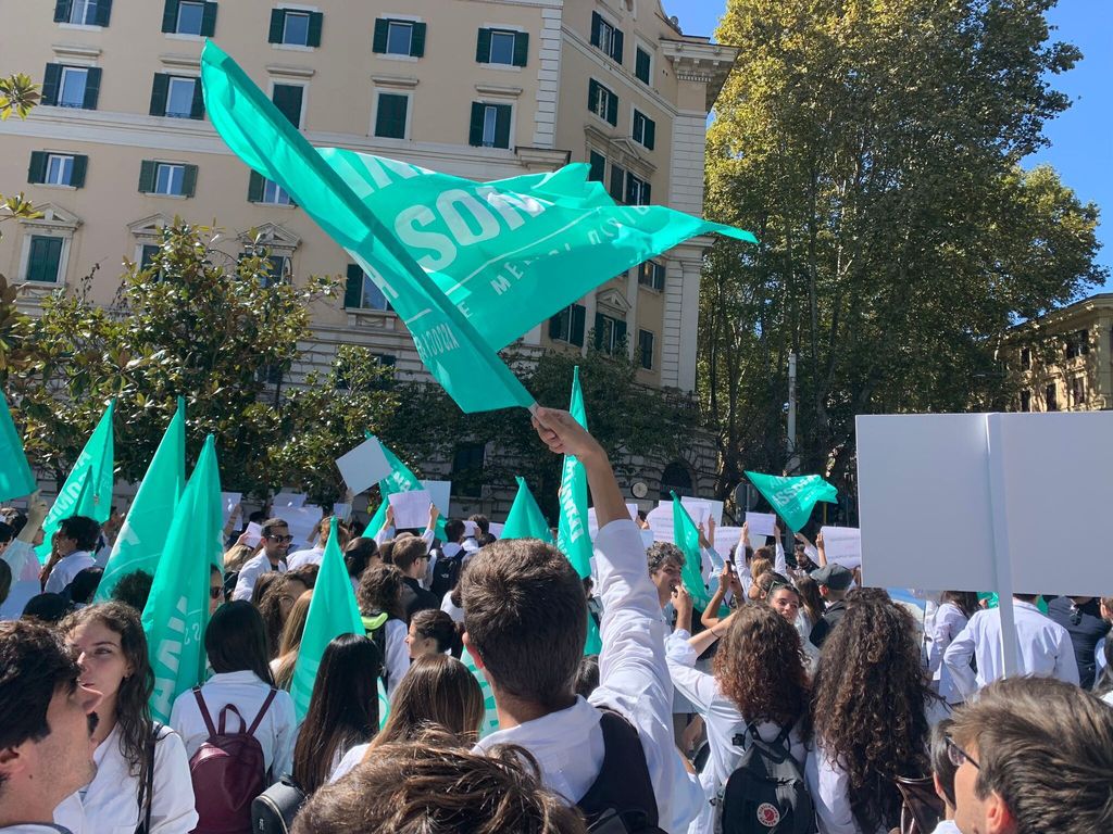 La manifestazione degli specializzando in Medicina