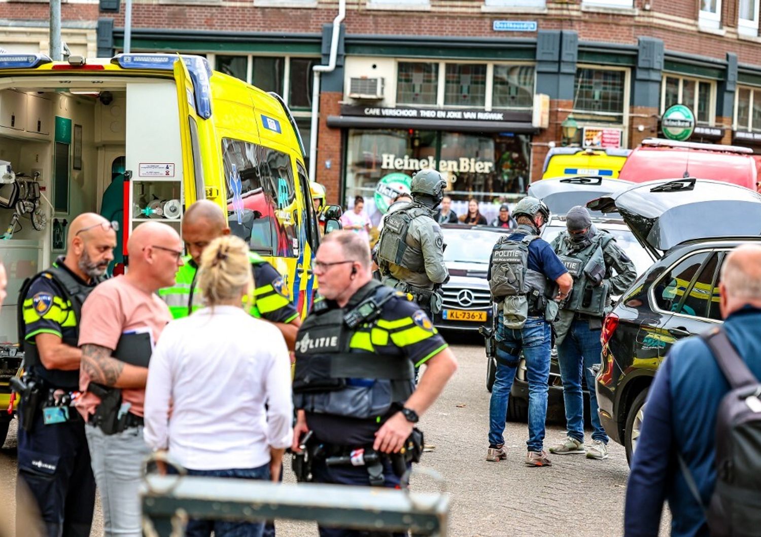 sparatoria rotterdam morti feriti