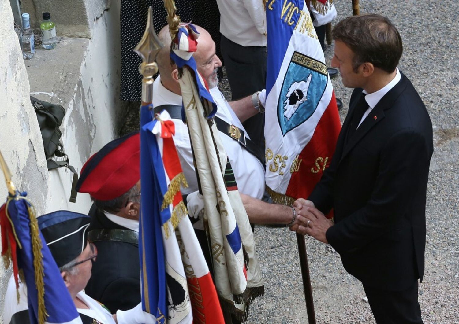 Macron in visita in Corsica