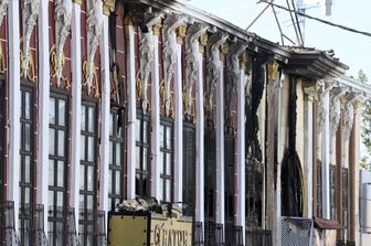 La discoteca distrutta dalle fiamme a Murcia