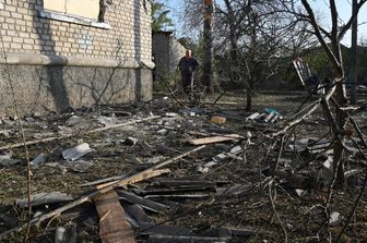 ucraina attacco kharkiv missili ucciso bimbo 10 anni