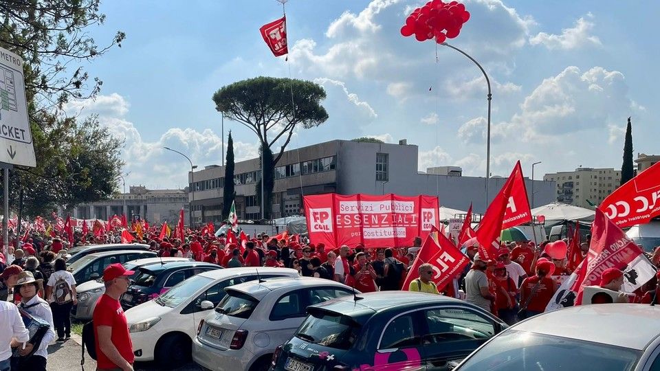 La manifestazione della Cgil a Roma