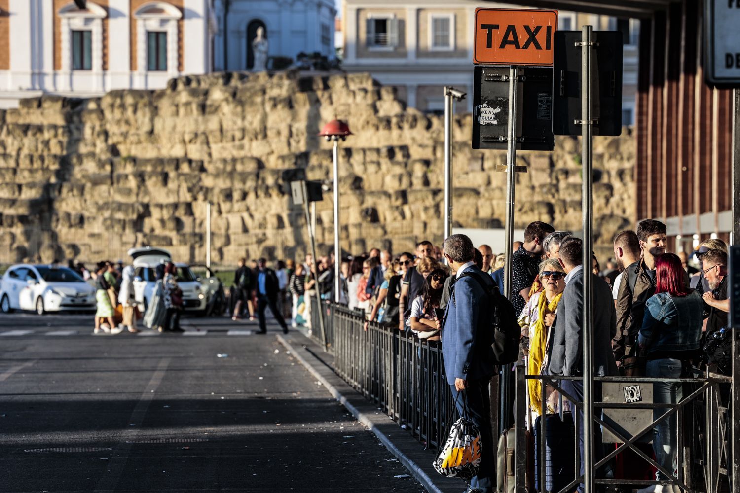 Coda Taxi a Roma
