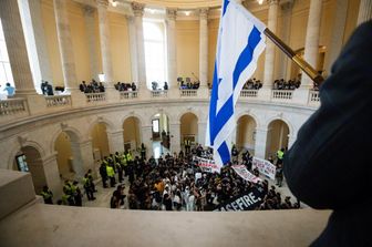 Manifestanti ebrei a Capitol Hill