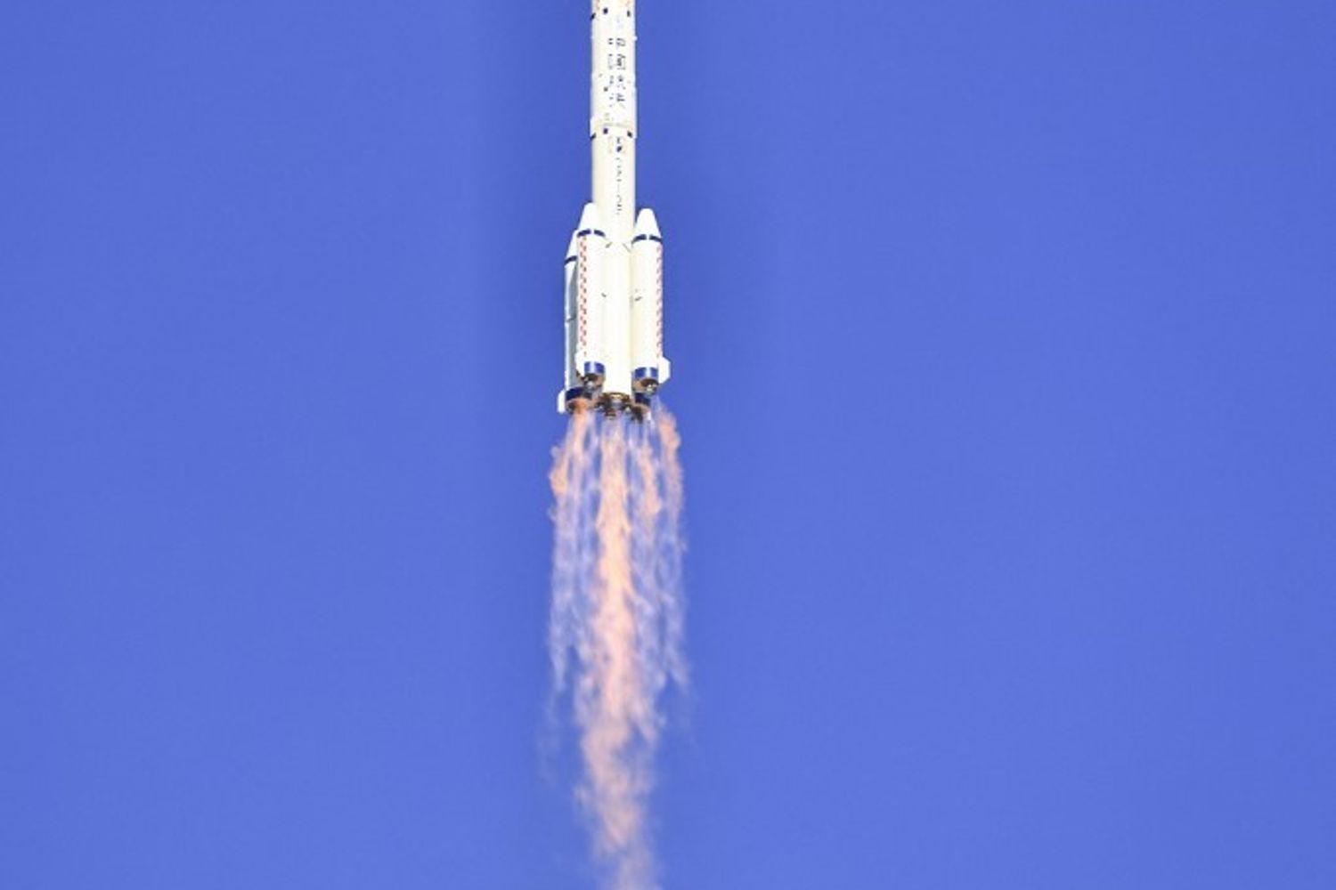 Il lancio presso il centro di Jiunquan