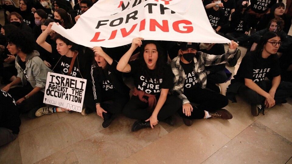 &nbsp;Cori e striscioni a New York per il 'cessate il fuoco'