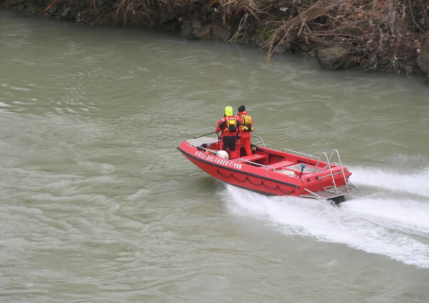 Ricerche in corso sul fiume - foto di repertorio