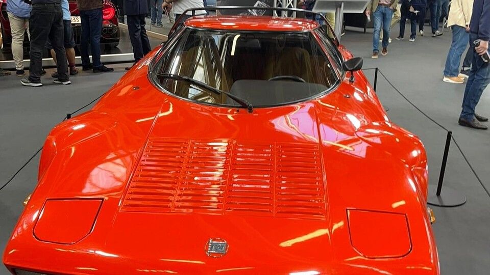 Lancia Stratos, prodotta dal 1973 al 1975 in meno di 500 esemplari. Nei Rally vincer&agrave; 3 titoli mondiali di seguito (1974-75-76), 3 campionati europei e 3 italiani&nbsp;