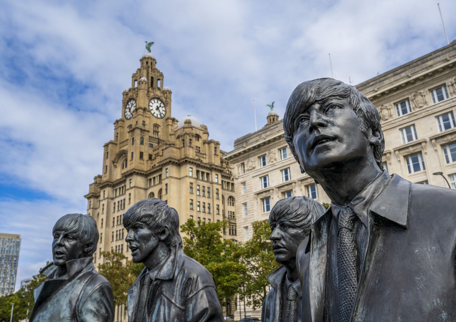 La statua dei Beatles a Liverpool