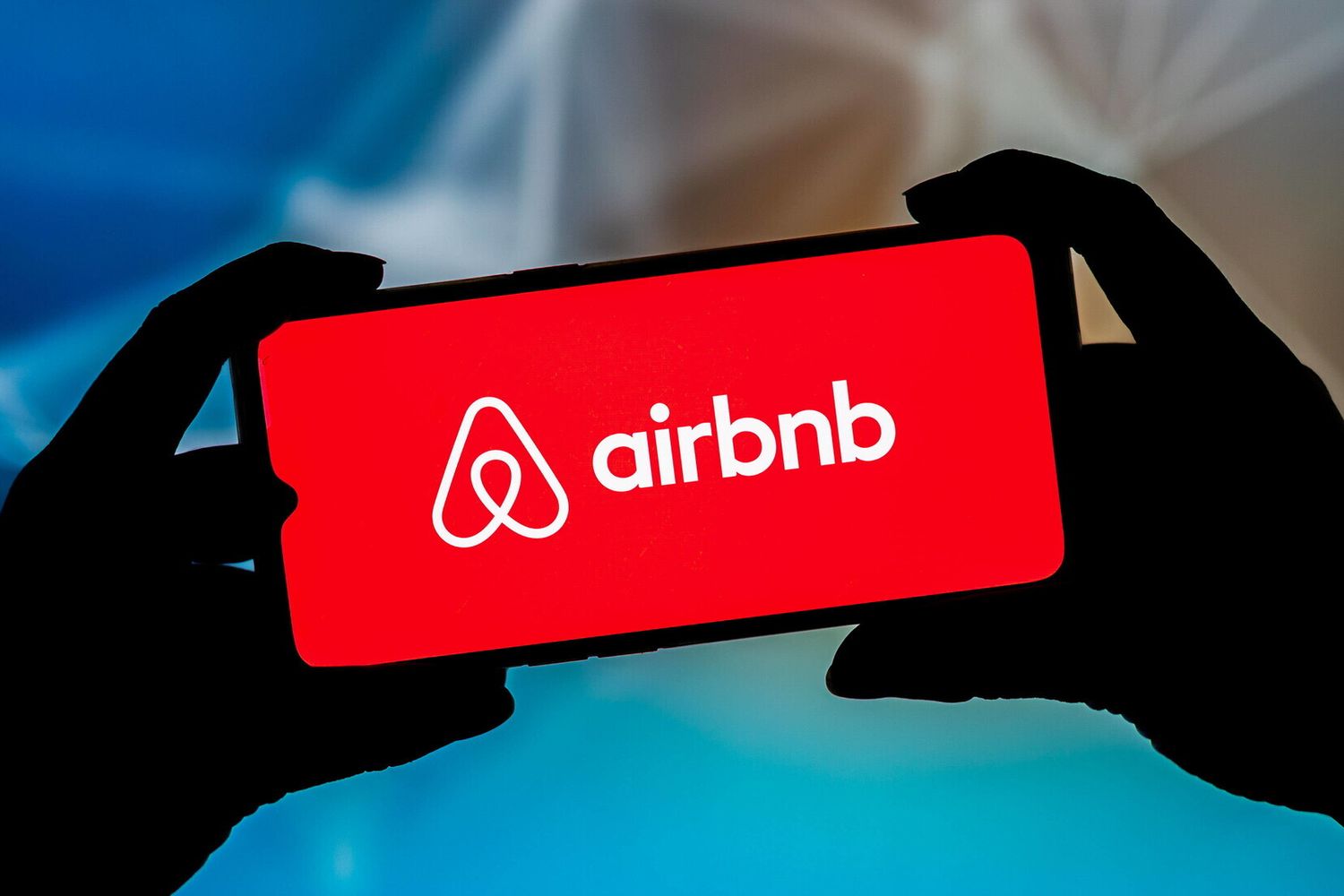 Il logo di AirBnB