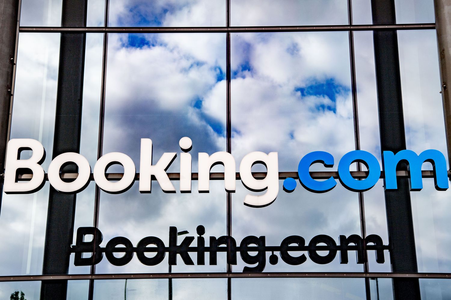 &nbsp;Amsterdam. La sede principale di Booking.com