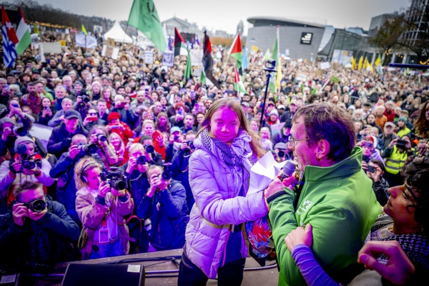 Greta interrotta in un comizio ad Amsterdam