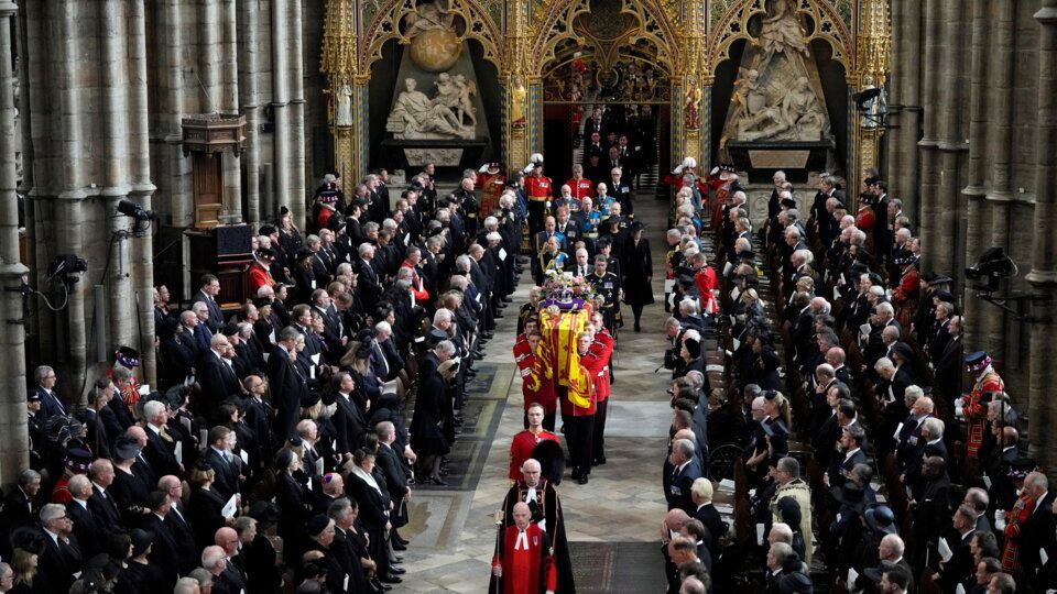 La famiglia reale al funerale della Regina Elisabetta II