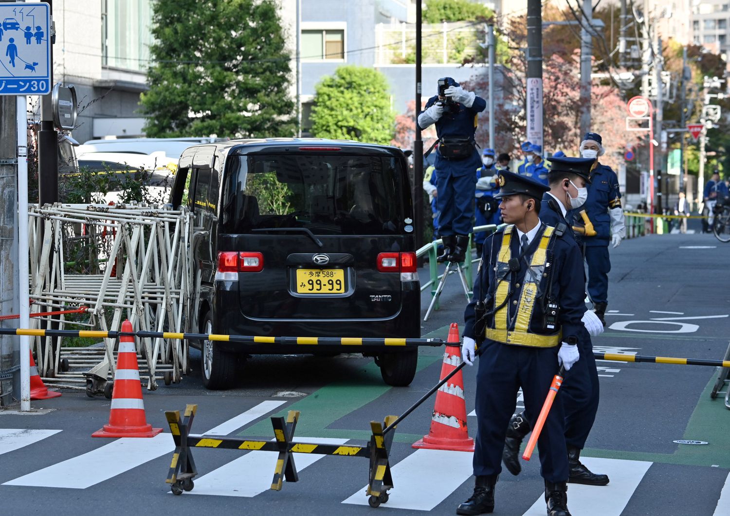 Veicolo contro recinzione dell'Ambasciata d'Israele, Tokio