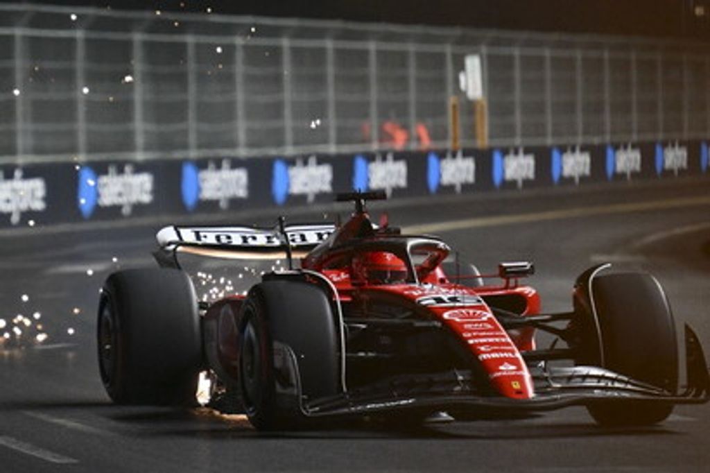 Leclerc sul circuito di Las Vegas