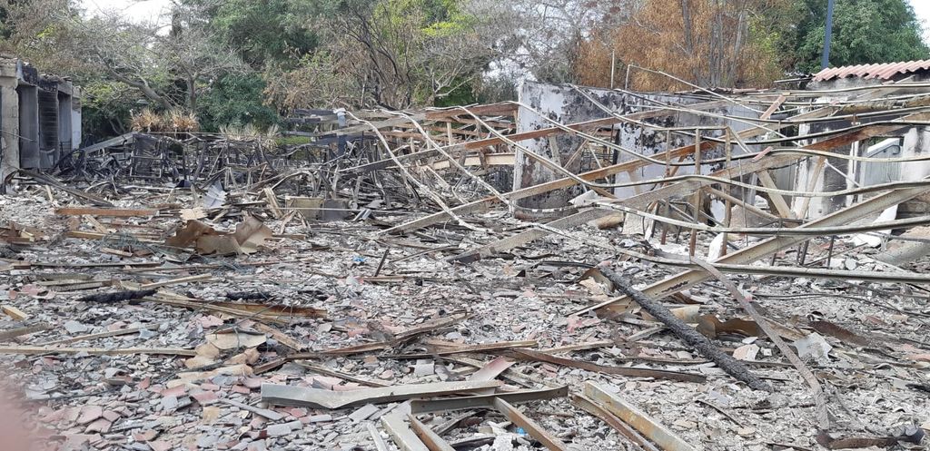 I resti della galleria del kibbutz di Be'eri