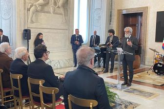 Il direttore d'orchestra Beppe Vessicchio