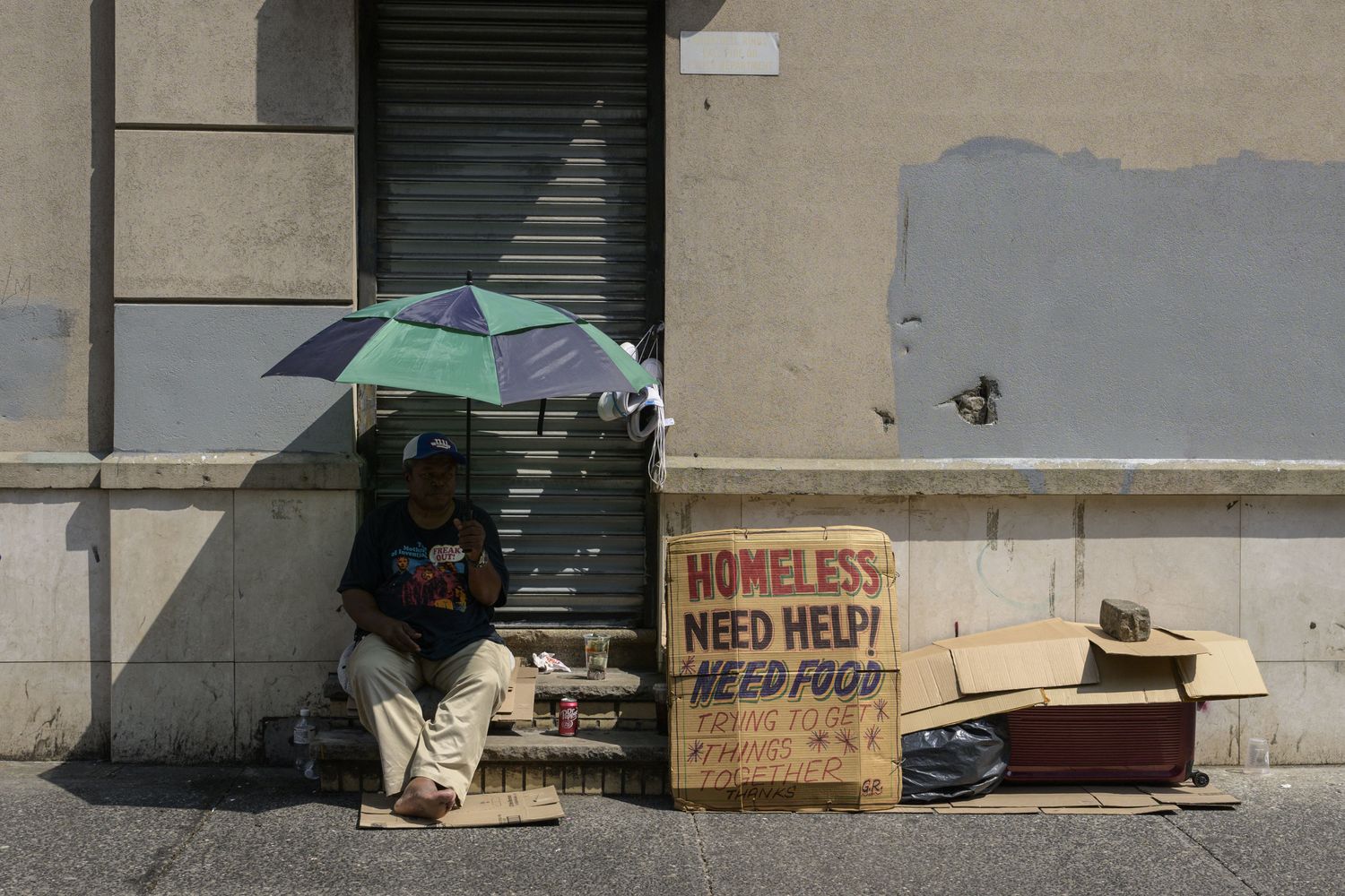 &nbsp;Un senza tetto a New York