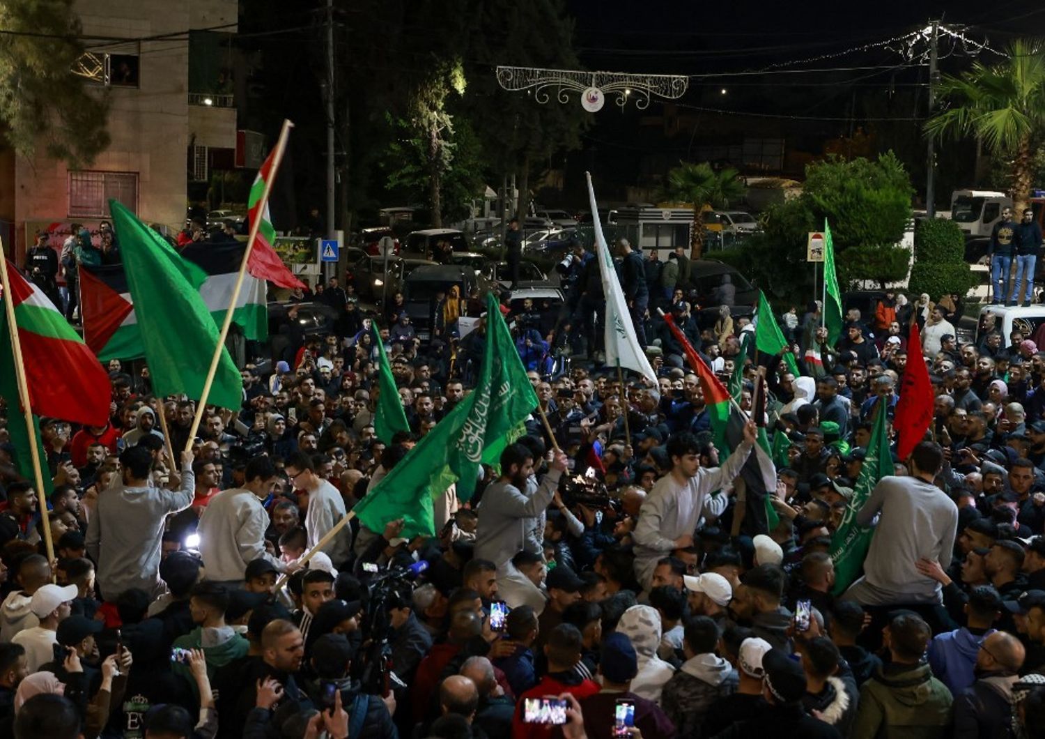 &nbsp;Prigionieri palestinesi liberati tra i manifestanti