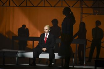 Lo spettacolo che porta sulle scene il processo a Putin