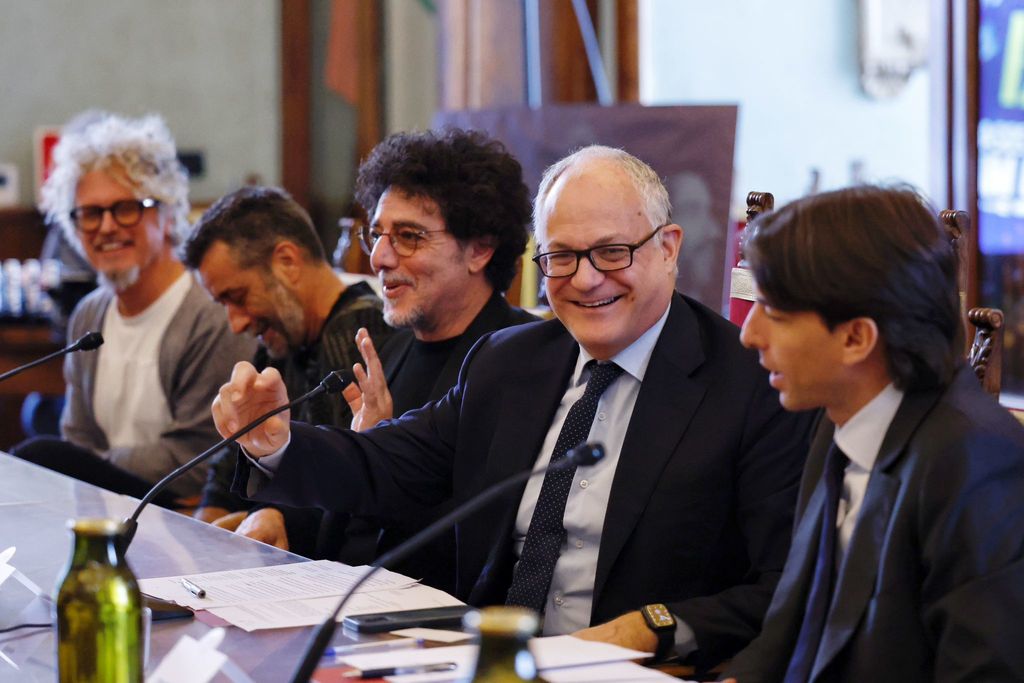 Il sindaco di Roma, Roberto Gualtieri, alla presentazione del concerto di Fabi-Gazz&egrave;-Silvestri