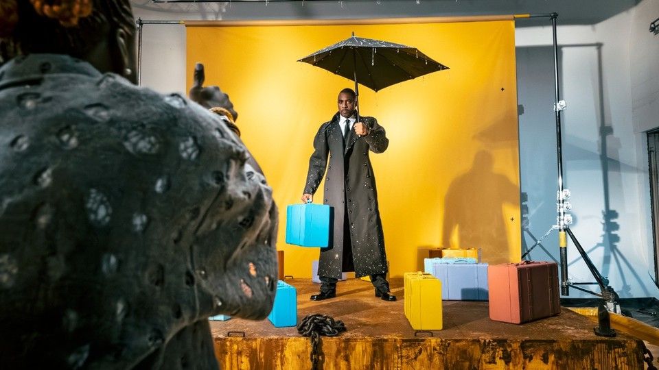 Dal backstage del Calendario Pirelli 2024 di Prince Gyasi&nbsp;