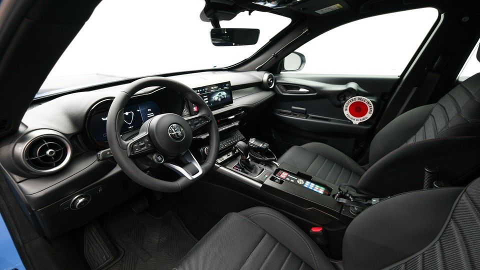 La nuova &quot;Pantera&quot; della Polizia Alfa Romeo Tonale