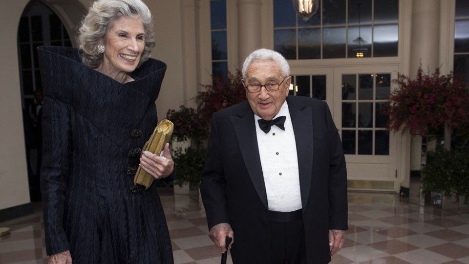 Henry Kissinger e la moglie Nancy&nbsp;
