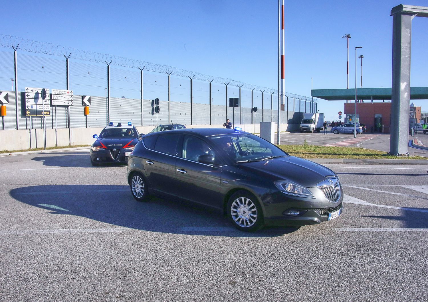 &nbsp;L'arrivo di Turetta all'aeroporto di venezia