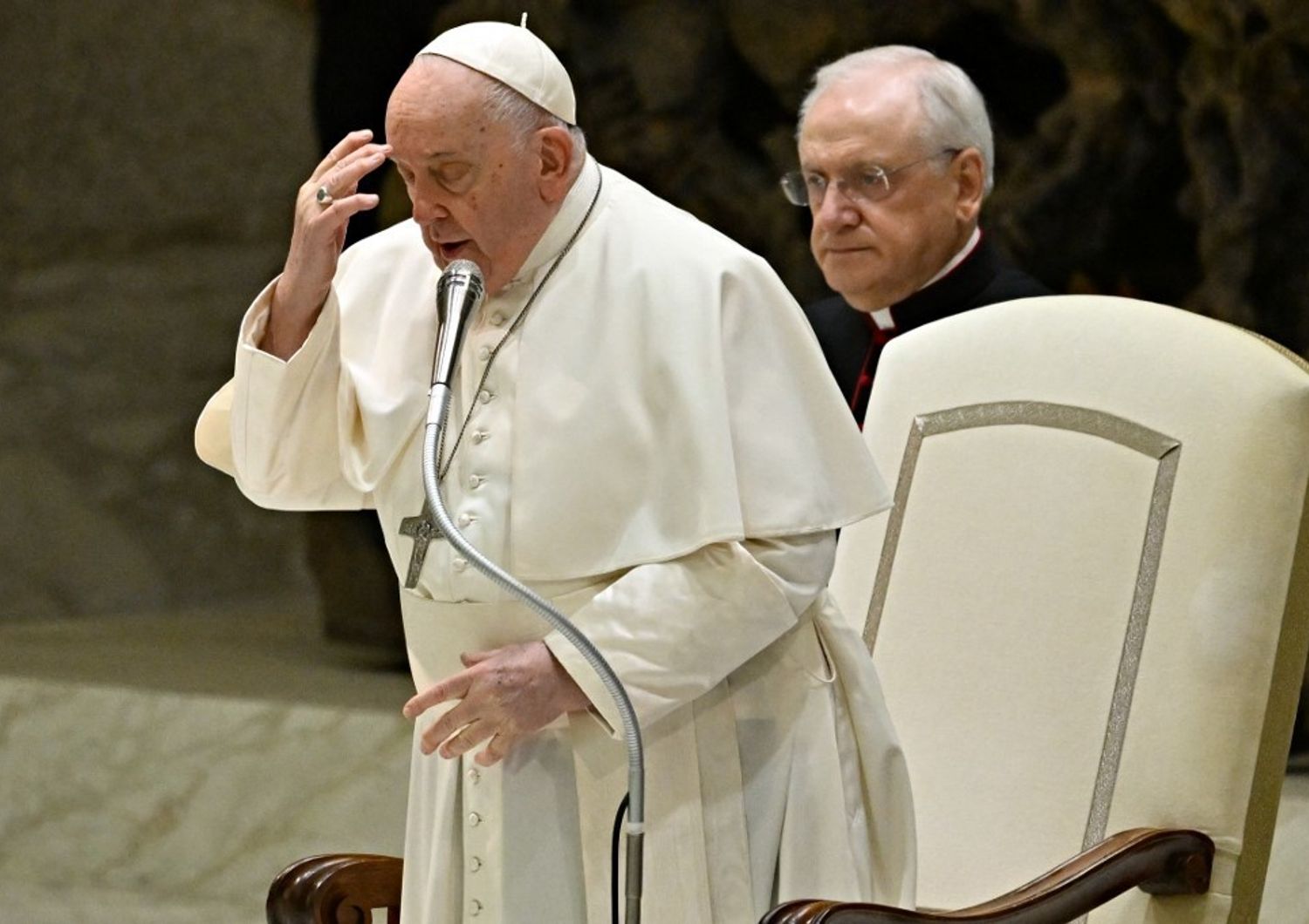 Papa Francesco parla all'Udienza Generale