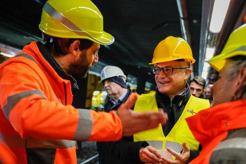 Il sindaco Roberto Gualtieri in uno dei sopralluoghi ai cantieri