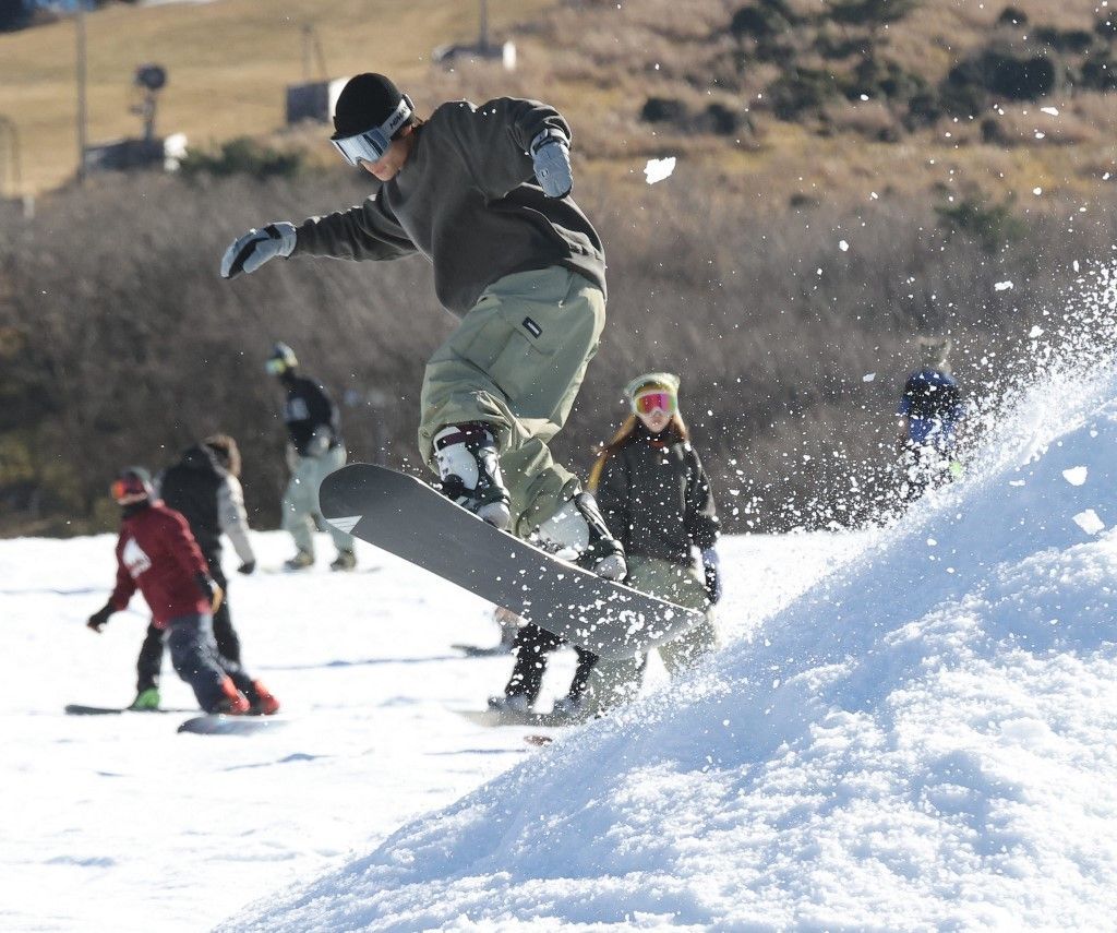 Sci e snowboard, tutti in pista. Ma prima in palestra