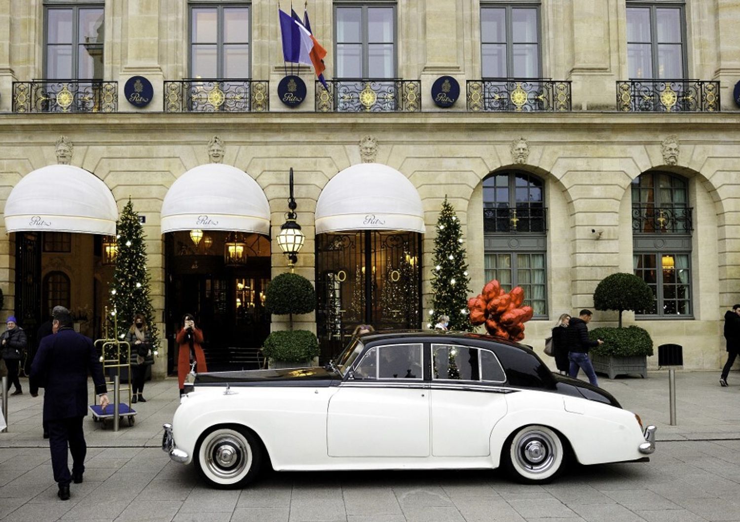 L'ingresso dell'Hotel Ritz di Parigi
