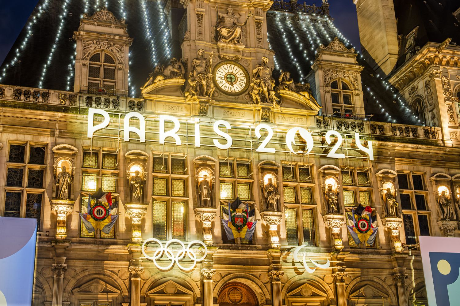 Facciata del palazzo comunale di Parigi&nbsp;