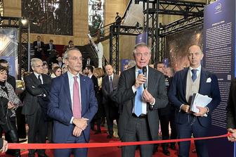 Il presidente dell'Asi, Teodoro Valente, il ministro delle Imprese e del Made in Italy, Adolfo Urso, e il capo di gabinetto del dicastero, Federico Eichberg