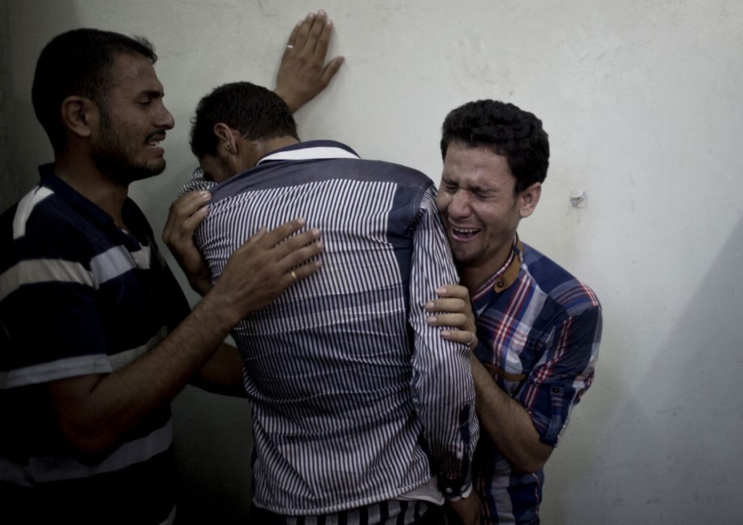 Gaza, disperazione dopo la distruzione di un ospedale