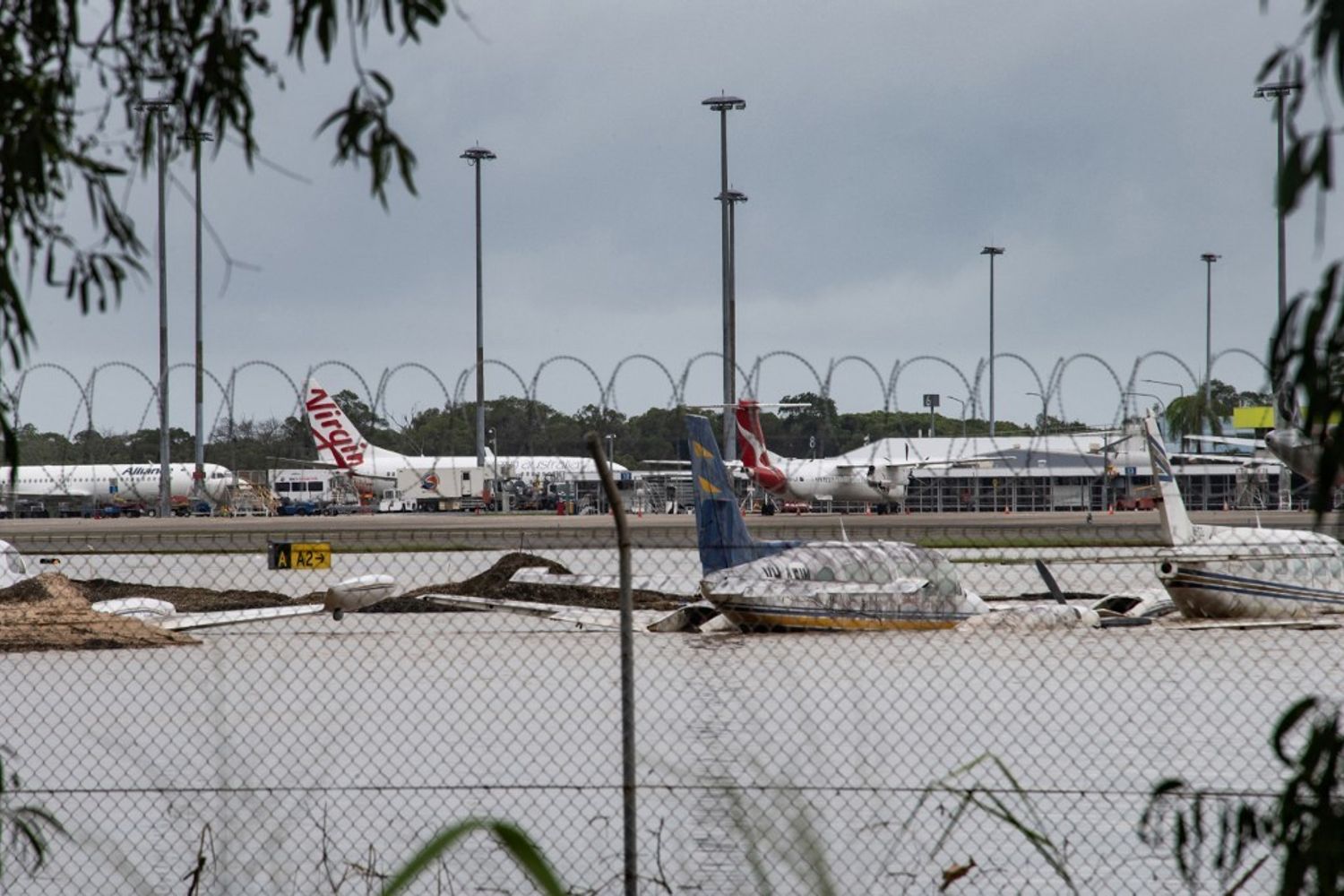 Aeroporto allagato per l'alluvione nel Queensland