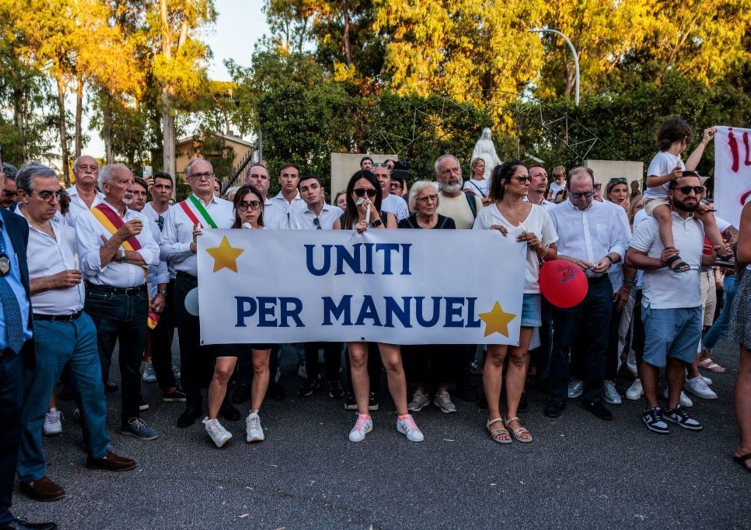 Manifestazione per Manuel il bambino morto nell'incidente di Casal Palocco