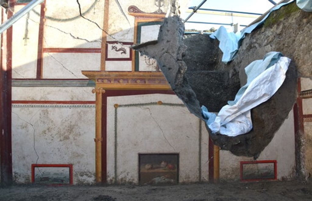 L'ambiente della domus di Pompei dove sono state rinvenute le statuine&nbsp;