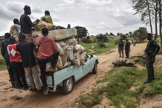 natale sangue nigeria 113 morti attacchi villaggi