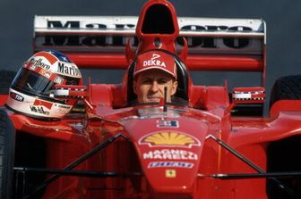Michael Schumacher a bordo della Ferrari nel 1990